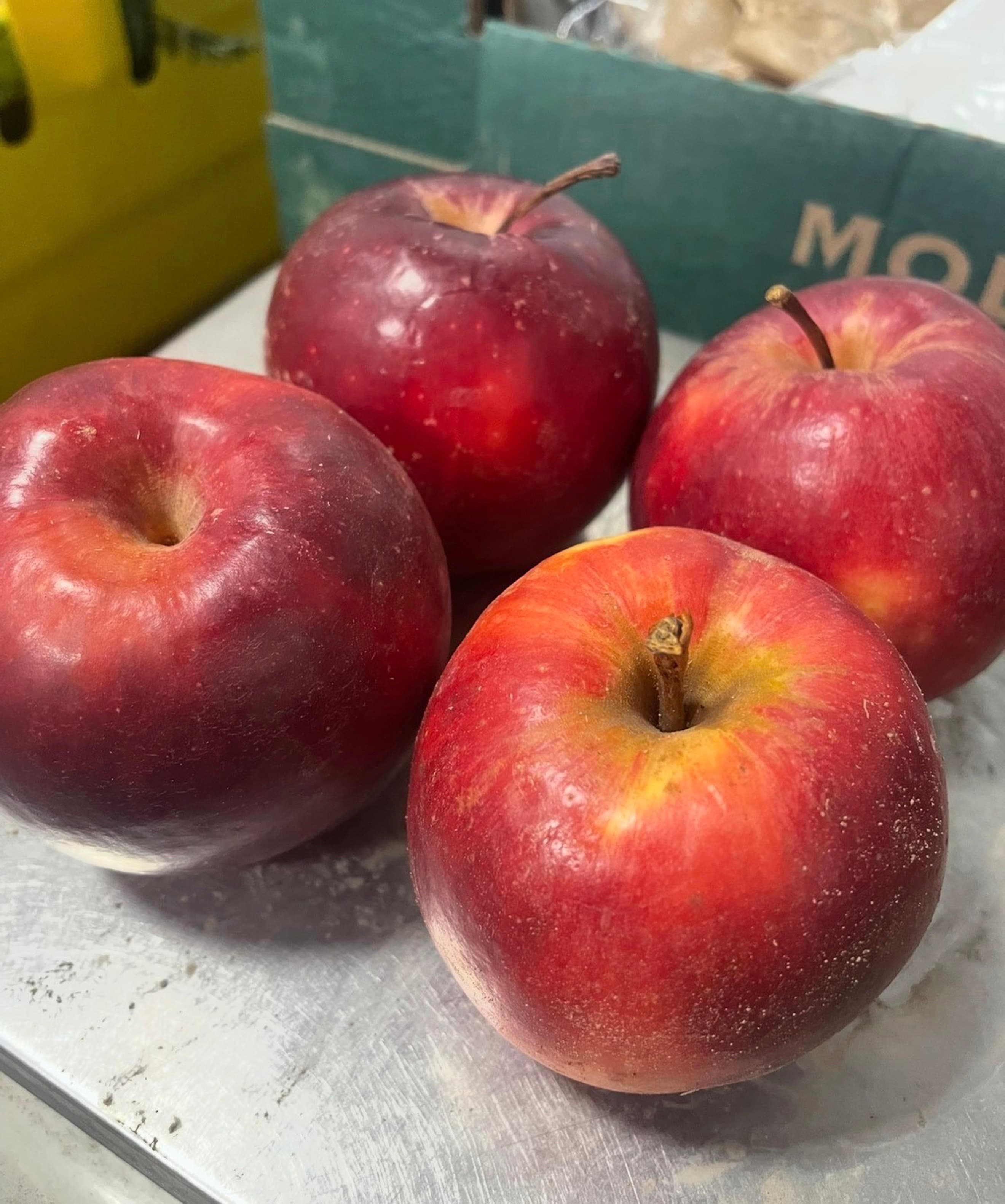 Apples